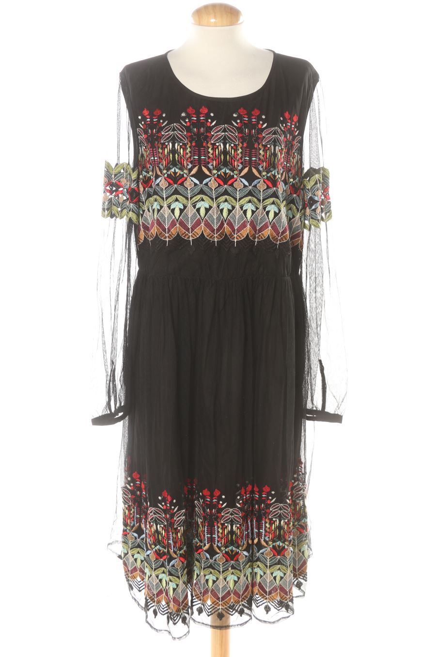 Robe casual ASOS de la taille 48, de couleur noir