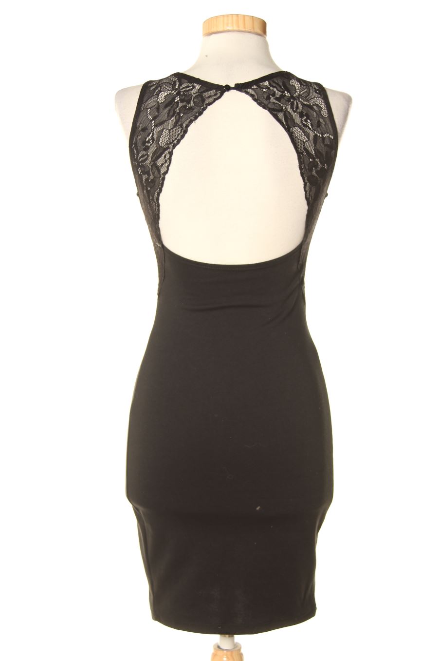 Robe casual Pull & Bear de la taille S, de couleur noir