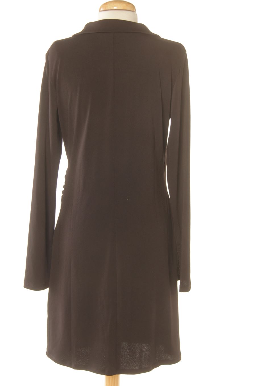 Robe casual H&M de la taille M, de couleur noir