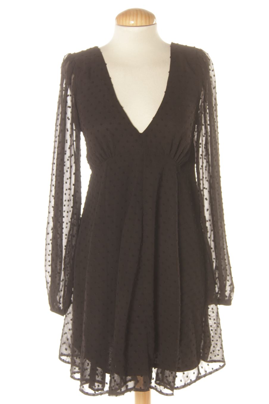 Robe casual ASOS de la taille 36, de couleur noir