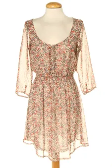 Vestido casual M Bershka, foto 1 de 2