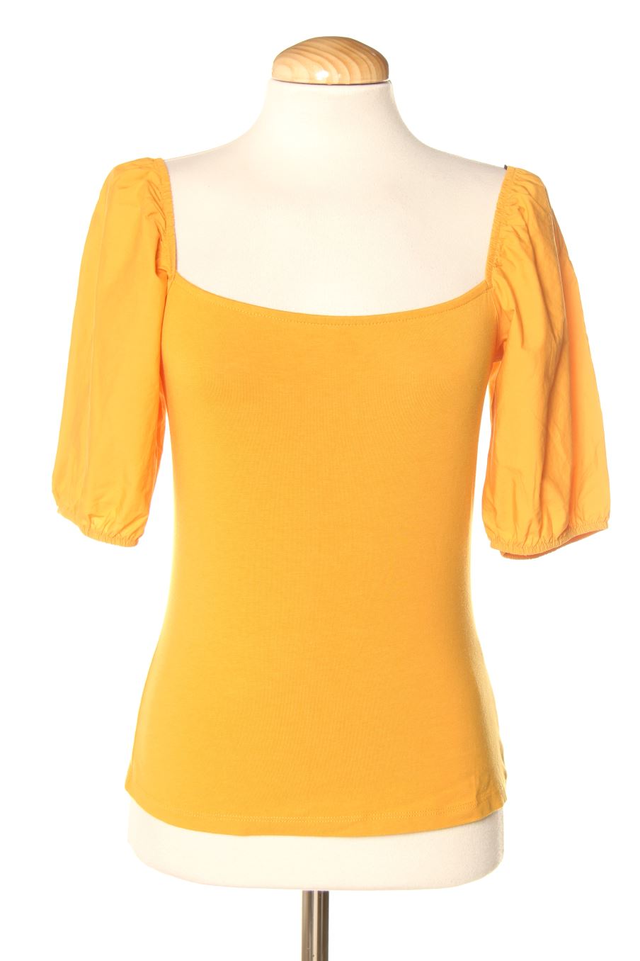 Top de H&M de la talla S, de color mostaza
