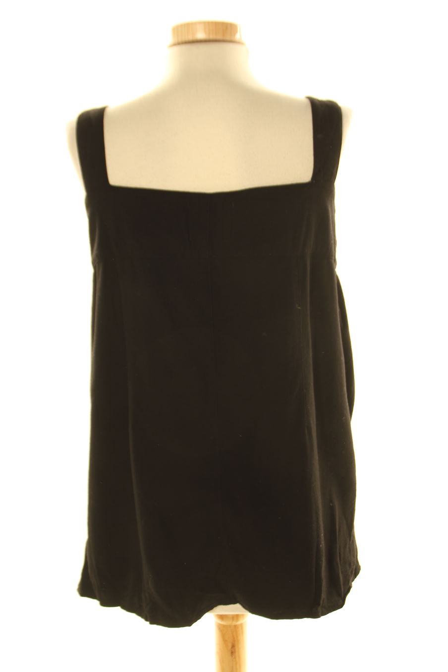 Top de pepaloves de la talla M, de color negro