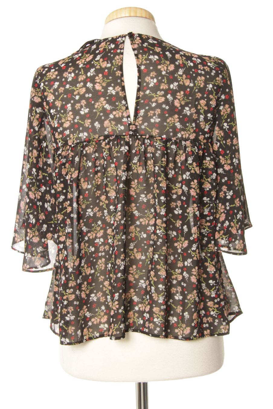 Blouse à manches courtes Zara de la taille S, de couleur fleurs