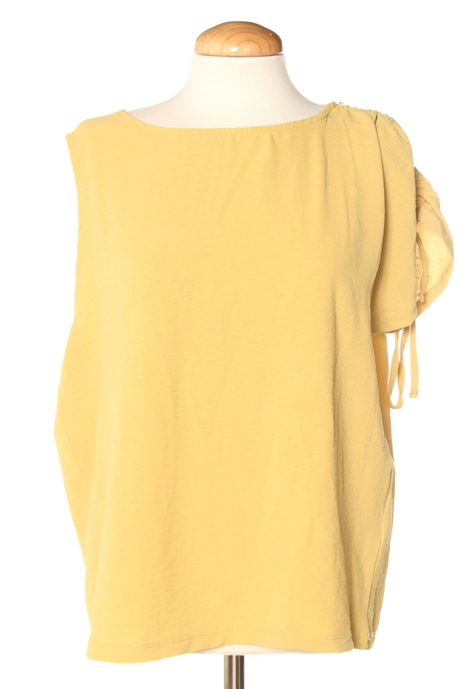 Blusa a maniche corte de Sfera de la talla M, de color senape