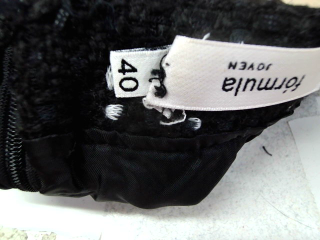 Jupe Fórmula Joven de la taille 40, de couleur noir