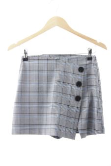 Shorts XS Zara, photo 1 sur 2