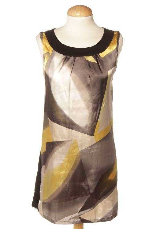 Einfaches Kleid