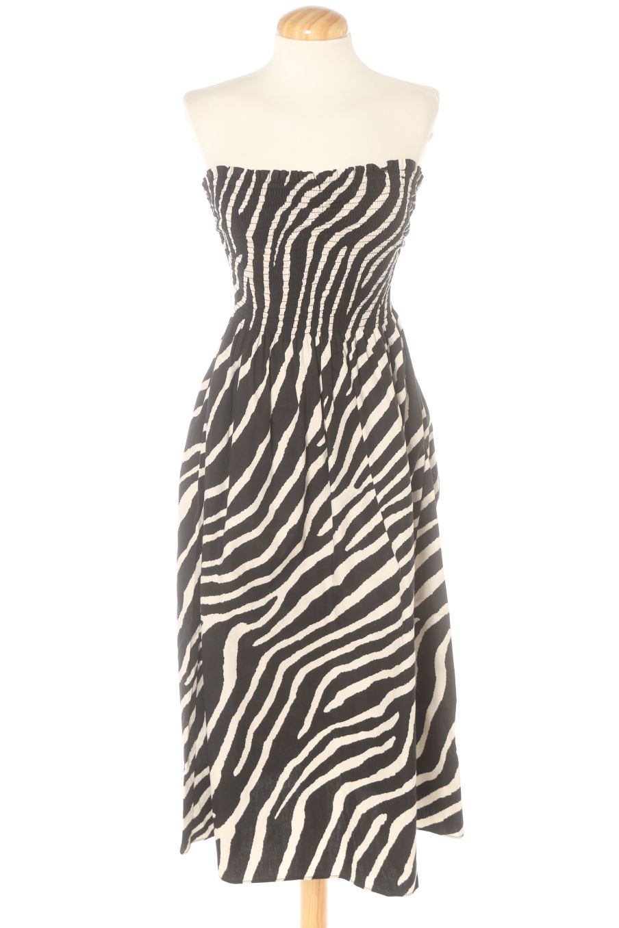Vestido casual de H&M de la talla S, de color estampado