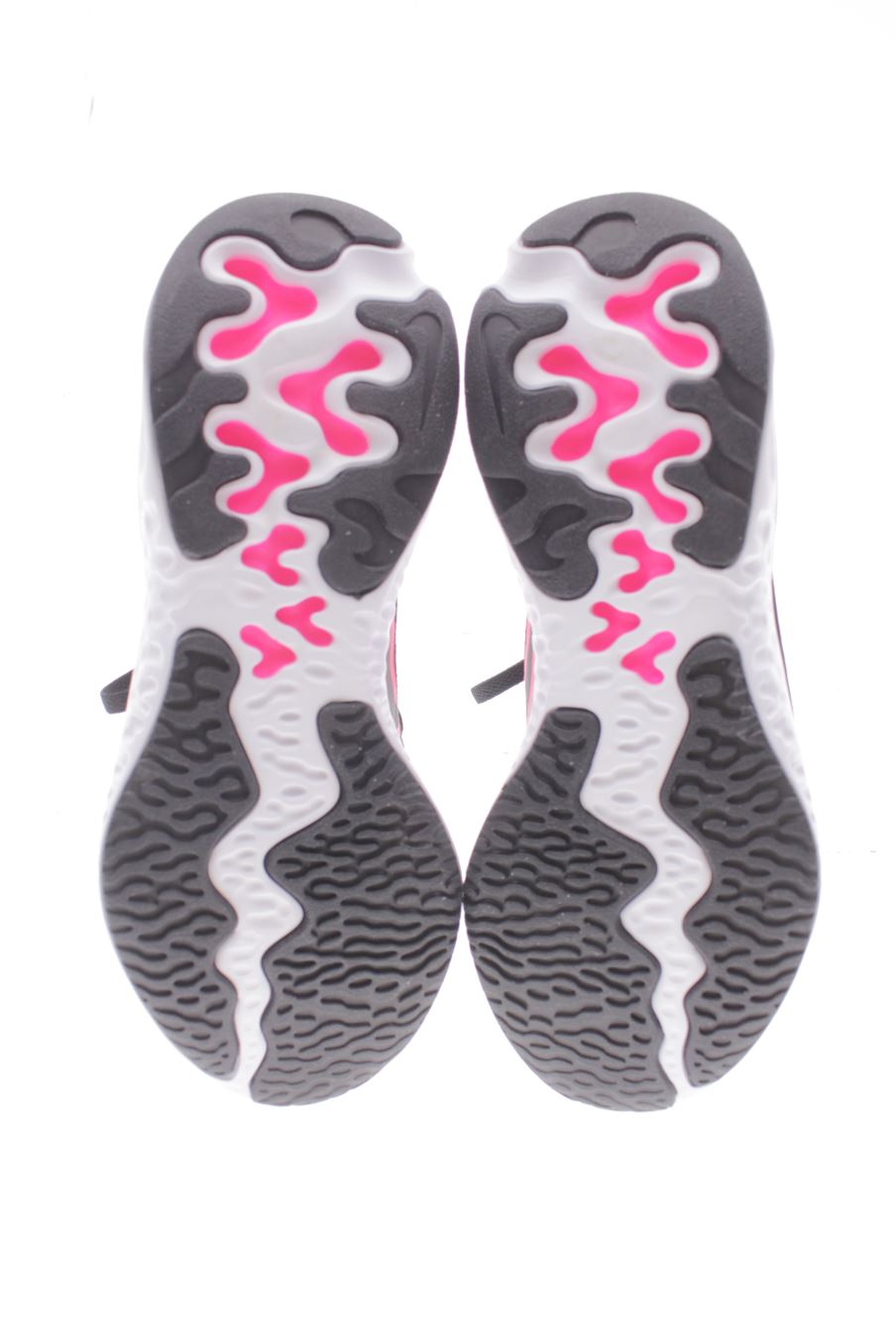 Deportivos de Nike de la talla 35, de color negro de
