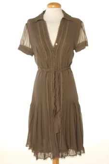 Aufwändiges Kleid 38 Caroll