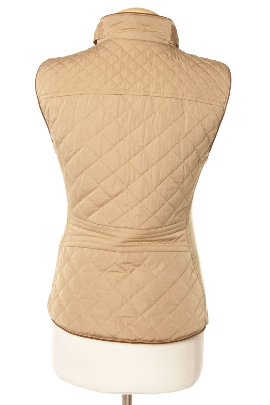 Gilet imbottito de Zara de la talla S, de color beige