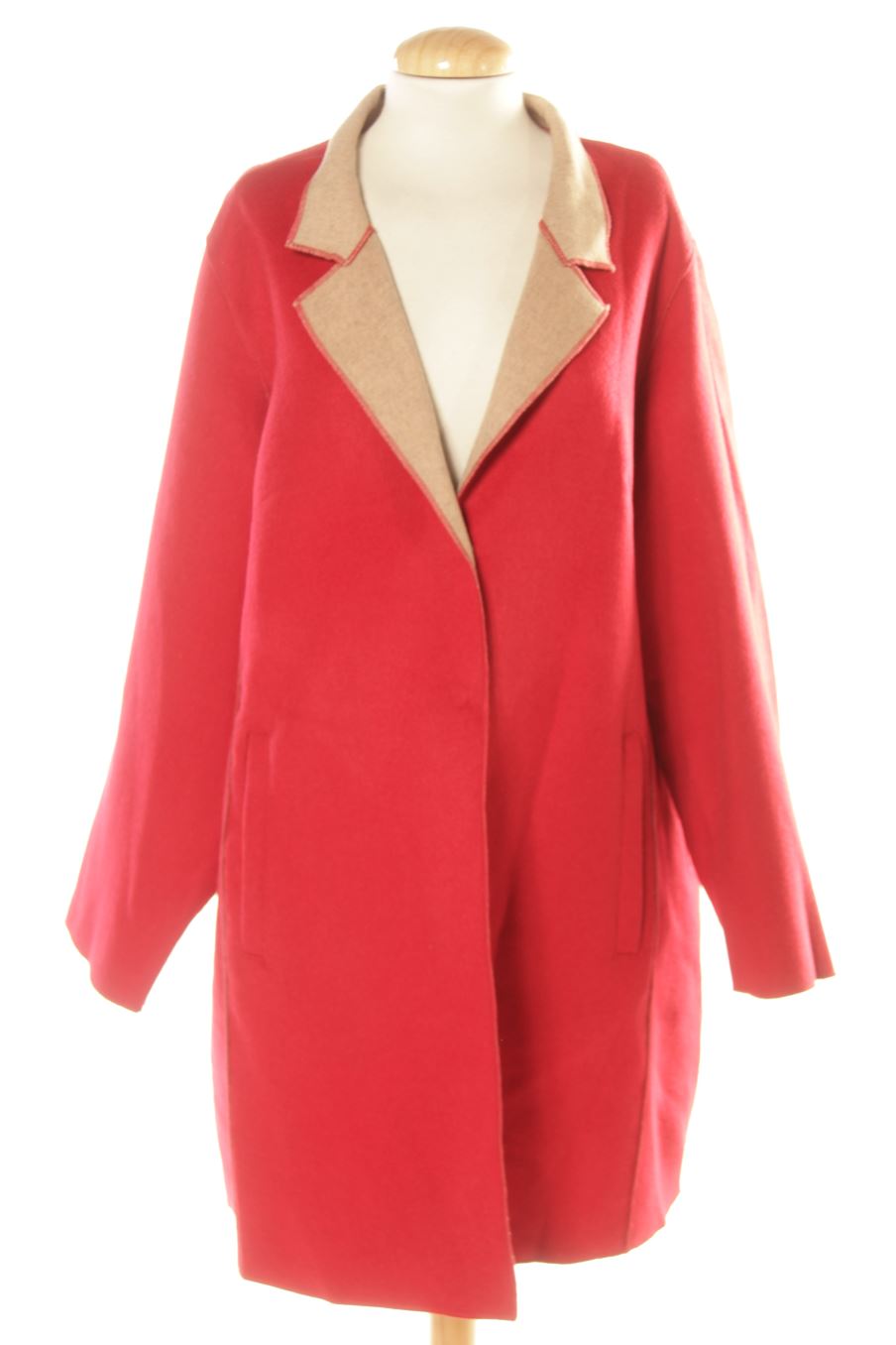 Manteau Couchel de la taille 52, de couleur rouge