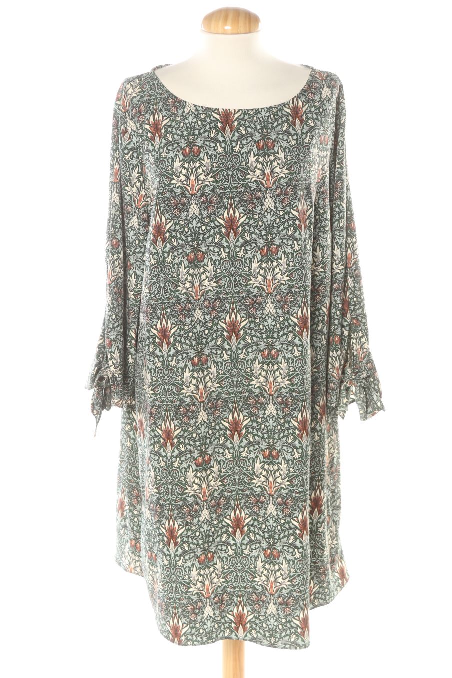 Robe casual H&M by Morris & CO de la taille 46, de couleur imprimés
