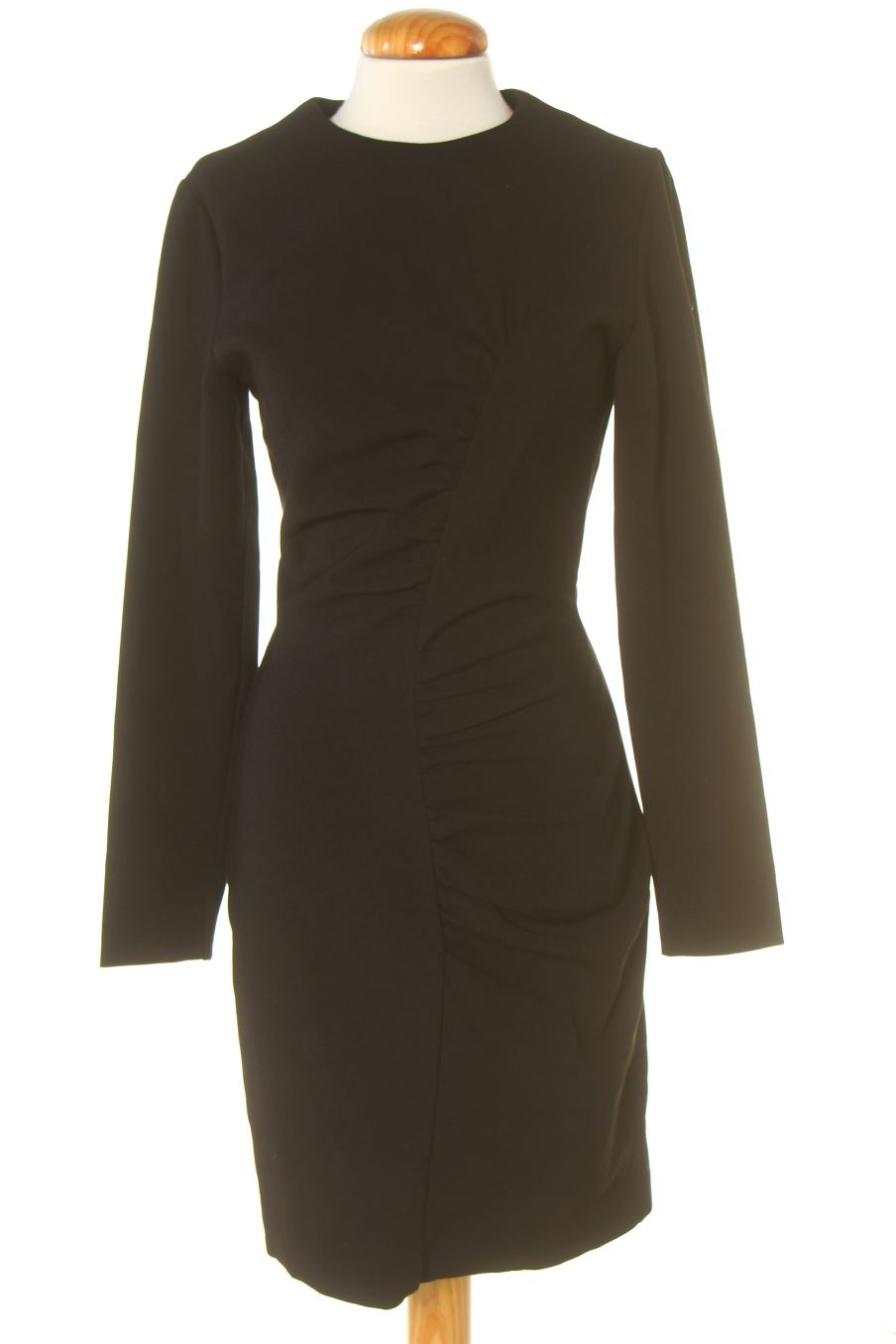 Robe casual Mango de la taille S, de couleur noir