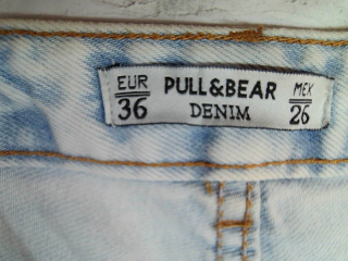 Jeans Pull & Bear de la taille 36, de couleur bleu de denim