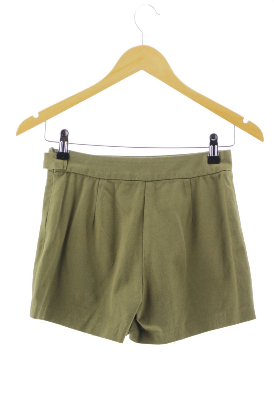 Shorts Stradivarius de la taille 32, de couleur vert