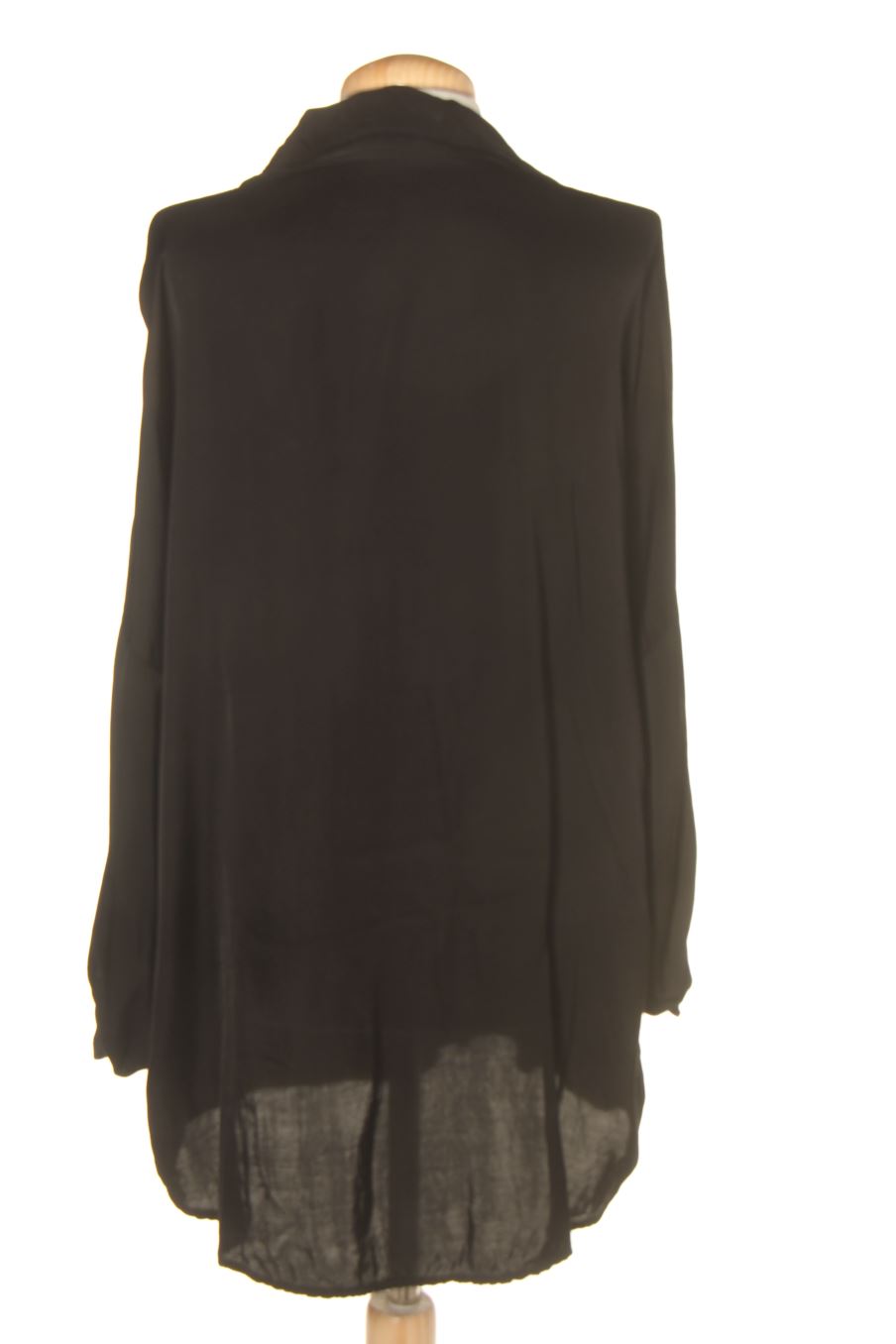 Camisa de Made in italy de la talla M, de color negro
