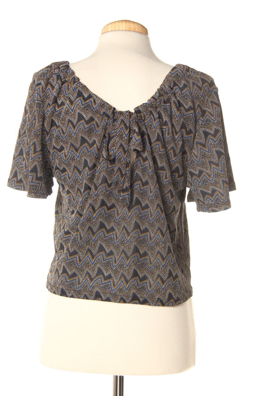 T-shirt Zara de la taille L, de couleur imprimés