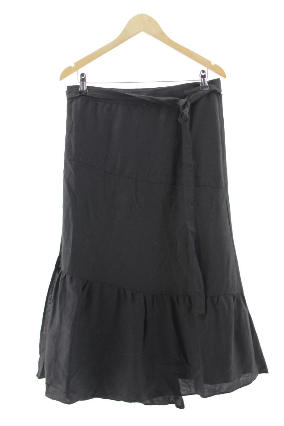 Jupe Mango de la taille 42, de couleur noir