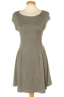 Einfaches Kleid S Springfield, Foto 1 von 2