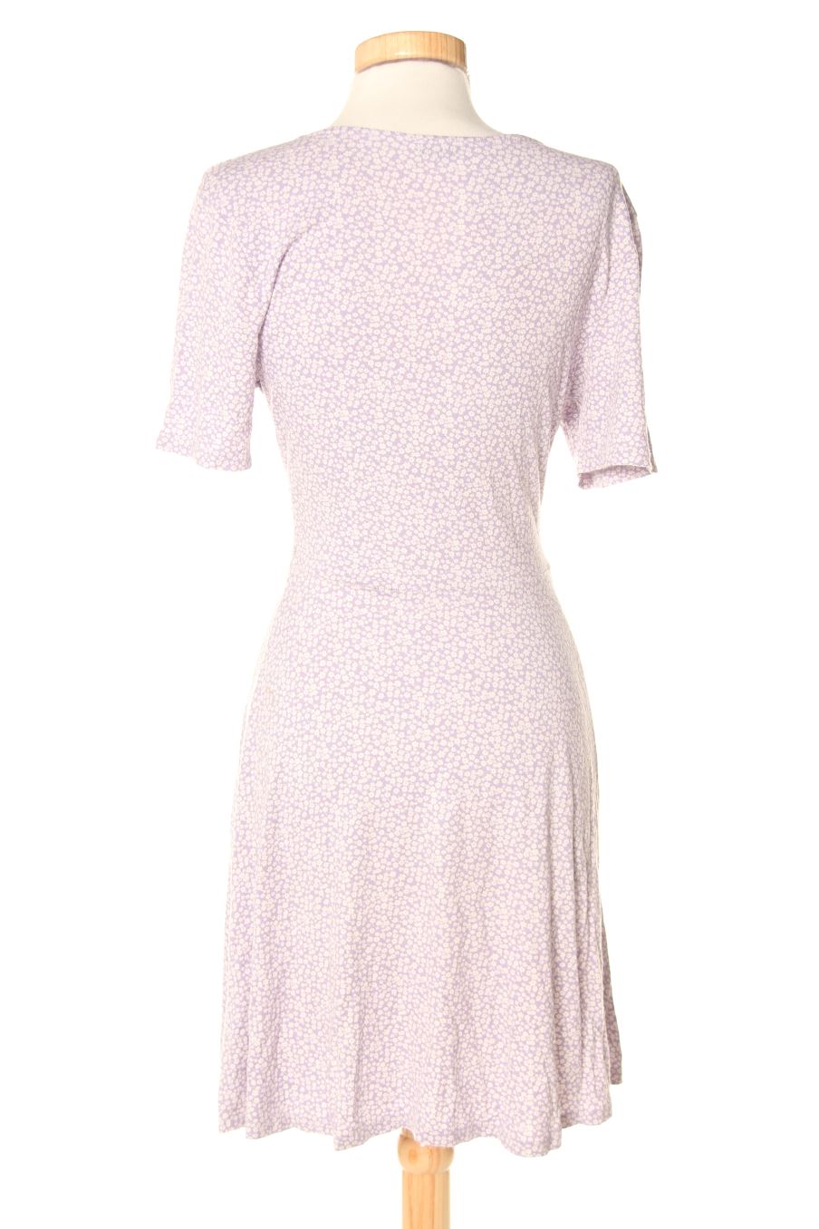 Robe casual Pull & Bear de la taille M, de couleur fleurs