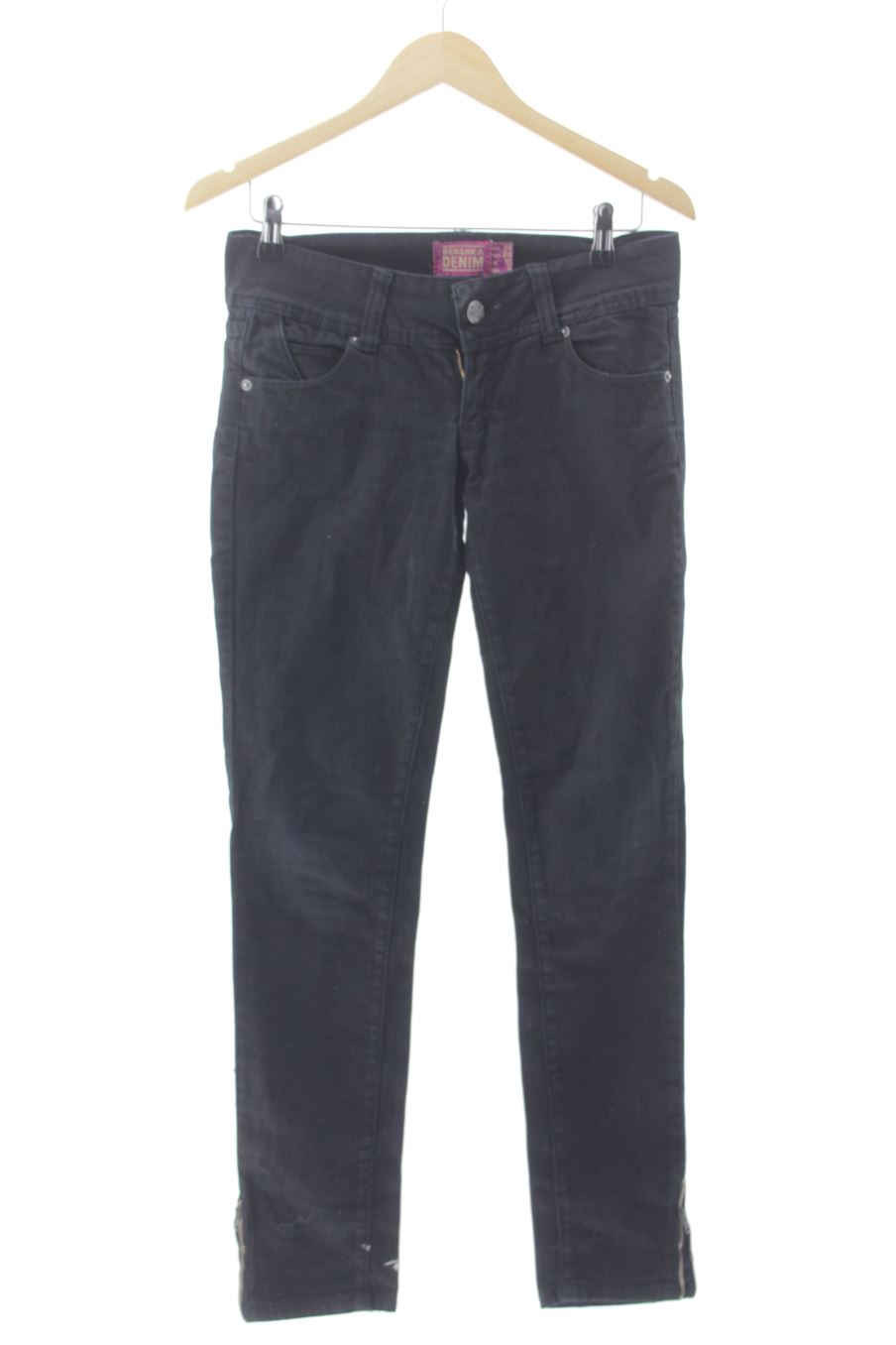 Vaquero de Bershka de la talla 38, de color negro de ropa vaquera