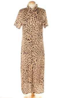 Robe casual XS never fully dressed