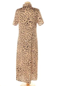 Robe casual XS never fully dressed