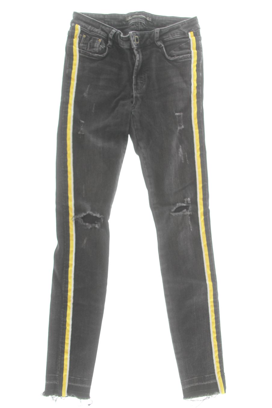 Jeans Trafaluc de la taille 34, de couleur noir de denim