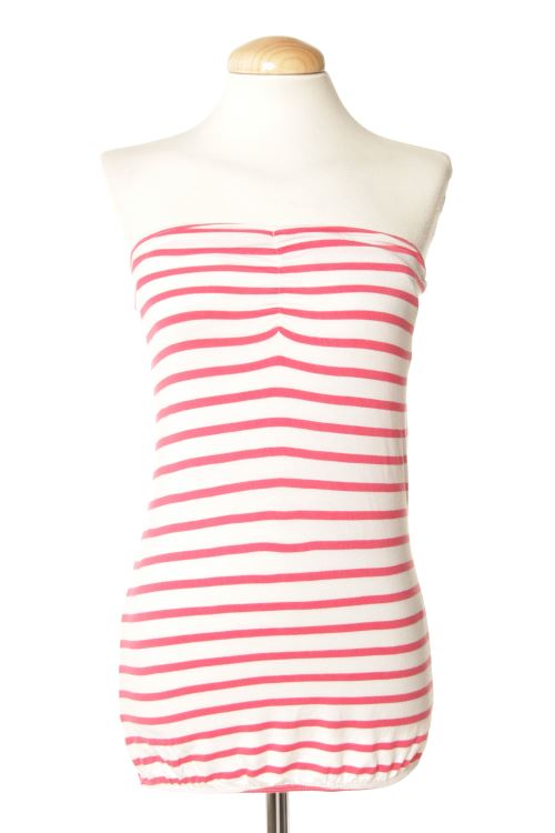 Aufwändiges Top
