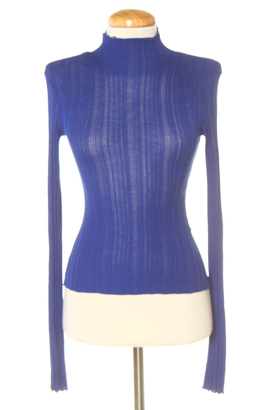 Pull H&M de la taille S, de couleur bleu