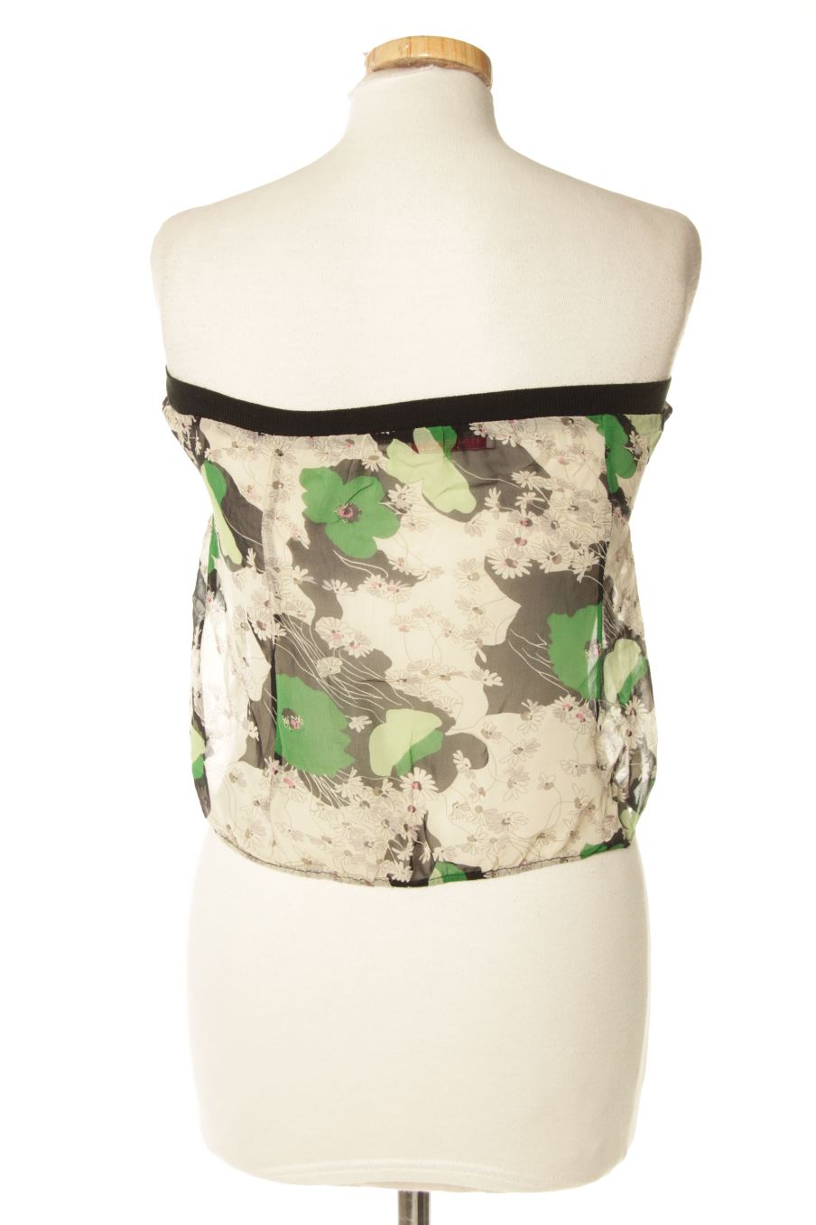 Top Maje de la taille S, de couleur fleurs