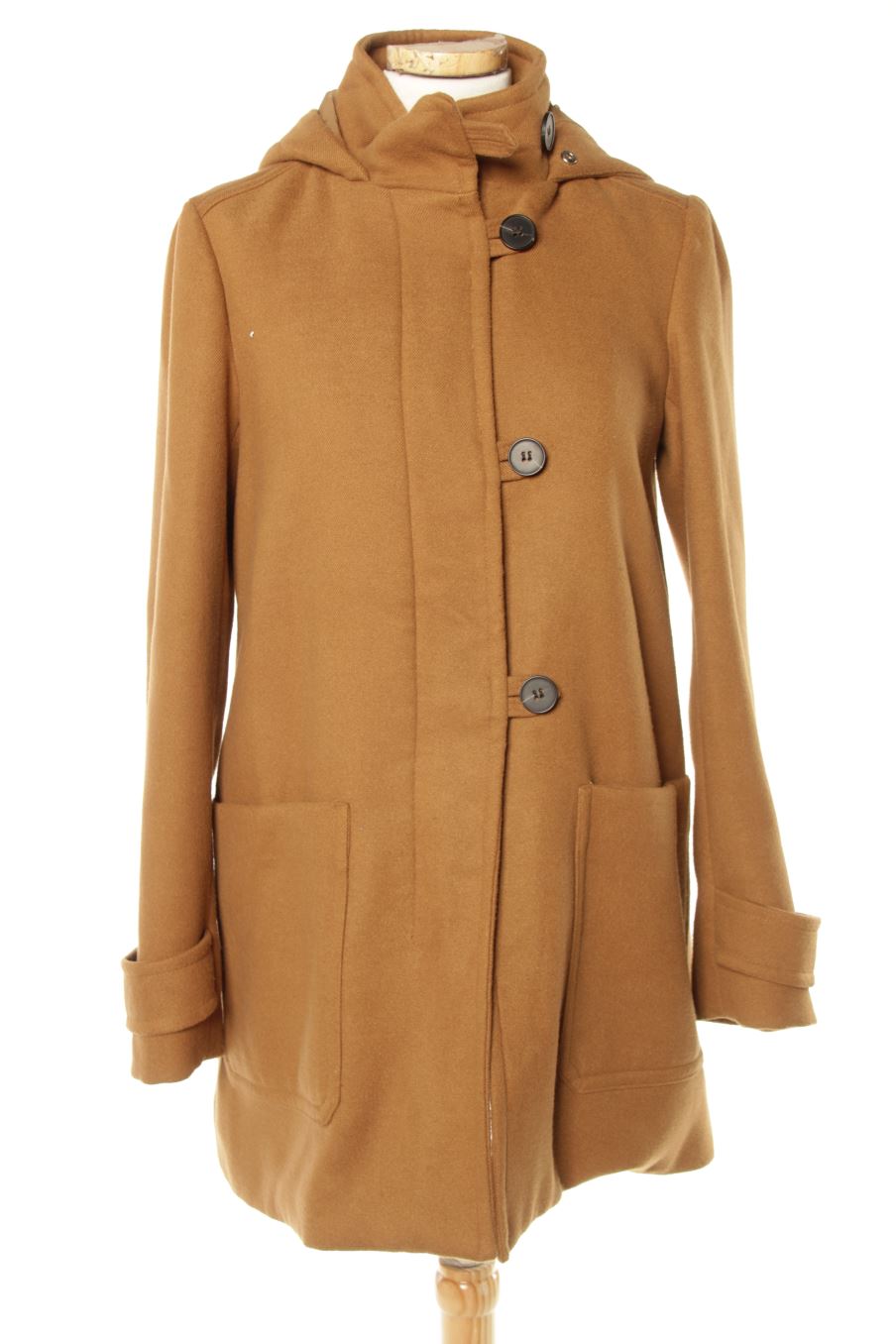 Abrigo de Zara de la talla XS, de color marrón