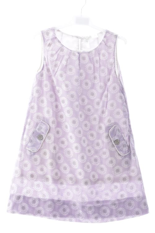 Aufwändiges Kleid