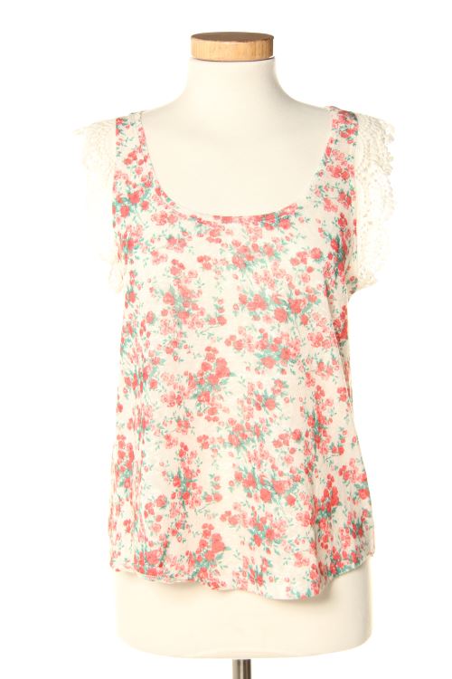 Aufwändiges Top