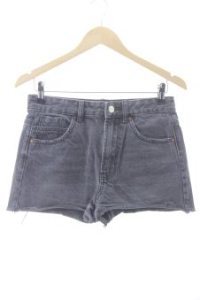 Shorts 36 Stradivarius, photo 1 sur 2