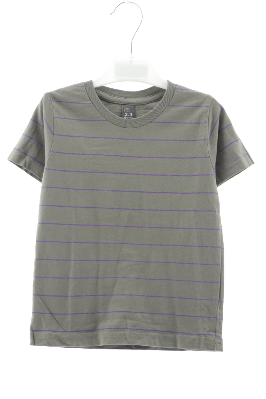 T-shirt Zara de la taille 2 ans de seconde main