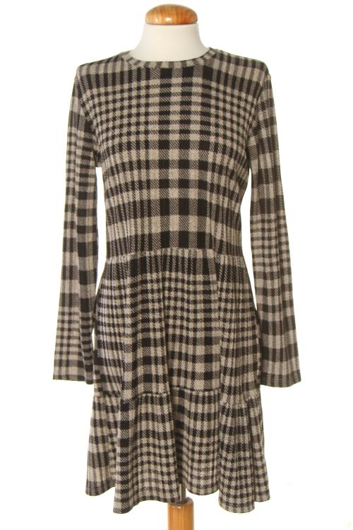 Einfaches Kleid