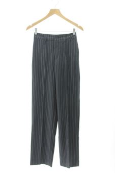 Pantaloni 32 Stradivarius, foto 1 di 2