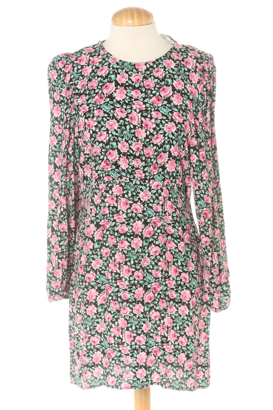 Robe casual Zara de la taille M, de couleur fleurs
