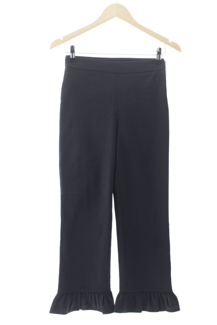 Pantalón de Zara de la talla XS, de color negro