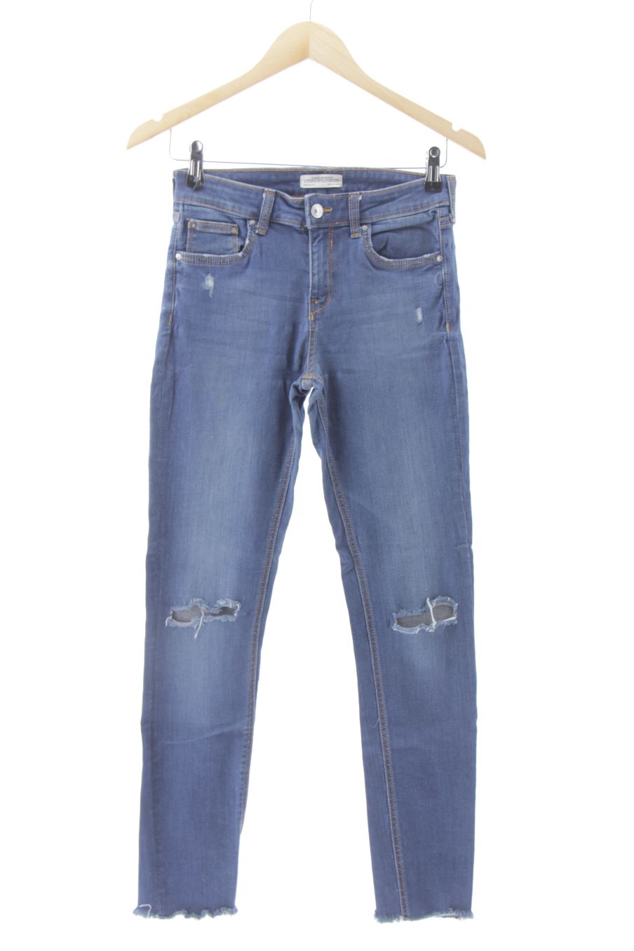 Jeans Zara de la taille 36, de couleur bleu de denim