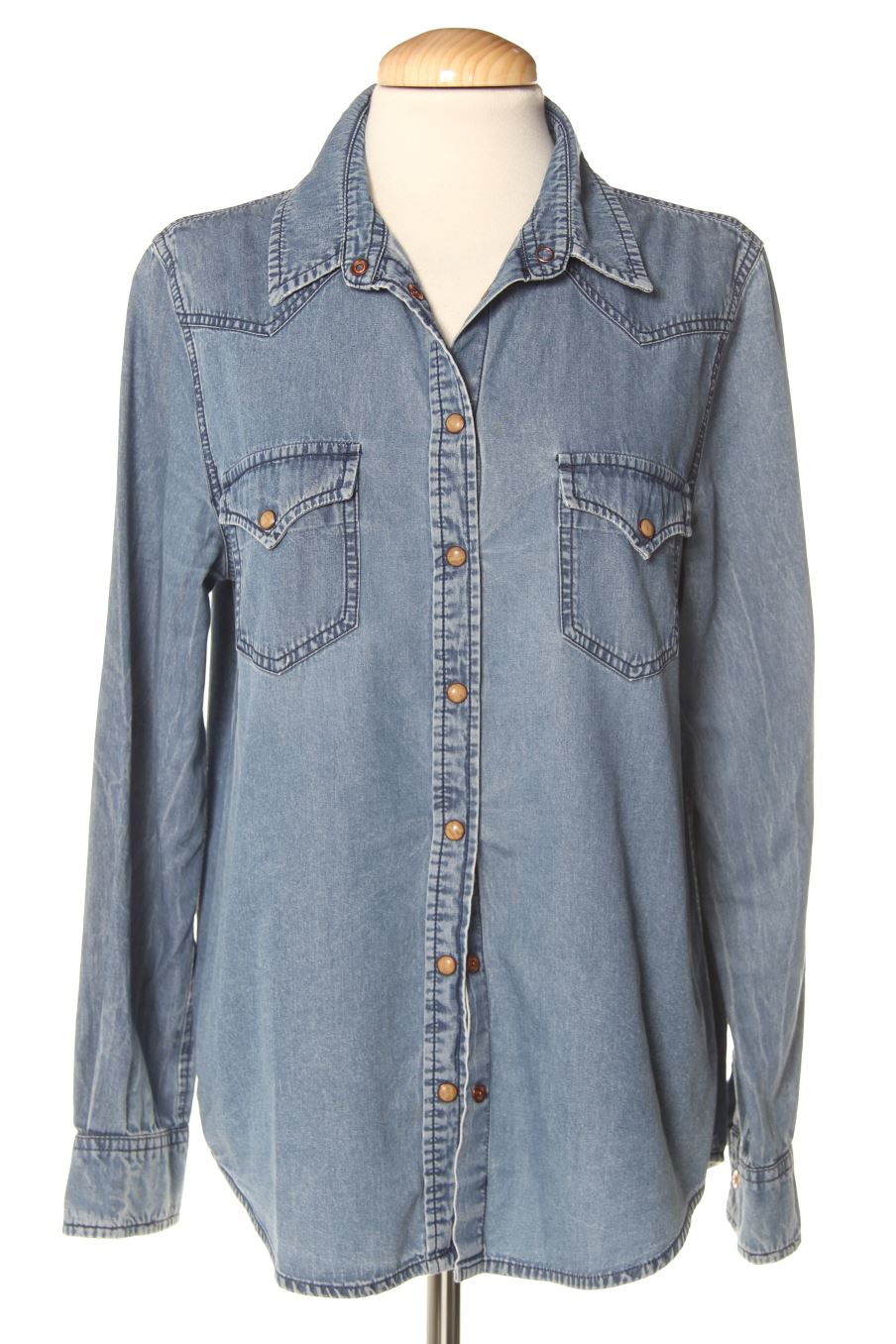 Chemise Mango de la taille M, de couleur bleu de denim