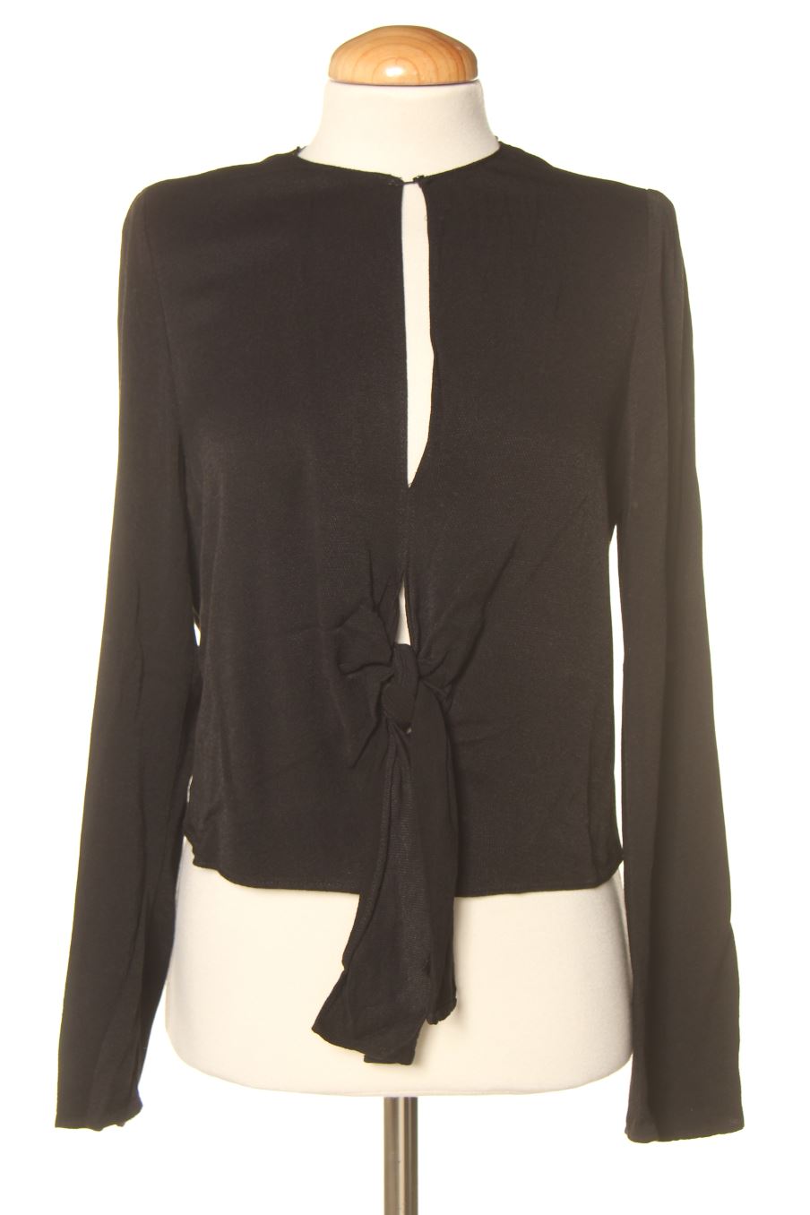 Blouse à manches longues Zara de la taille S, de couleur noir
