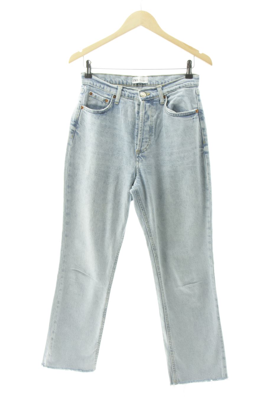Jeans Zara de la taille 36, de couleur bleu de denim