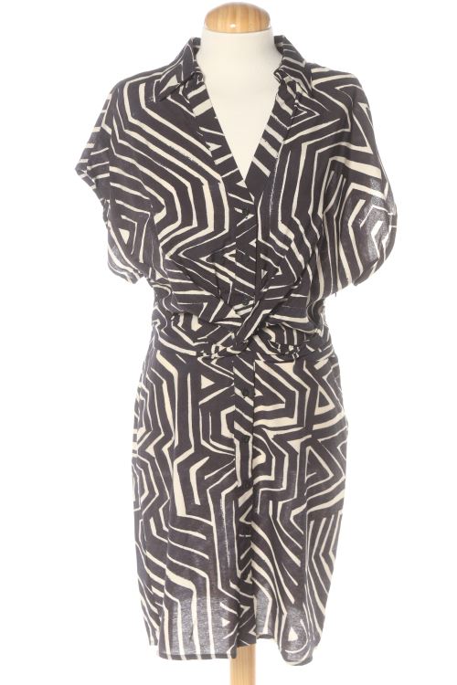Einfaches Kleid