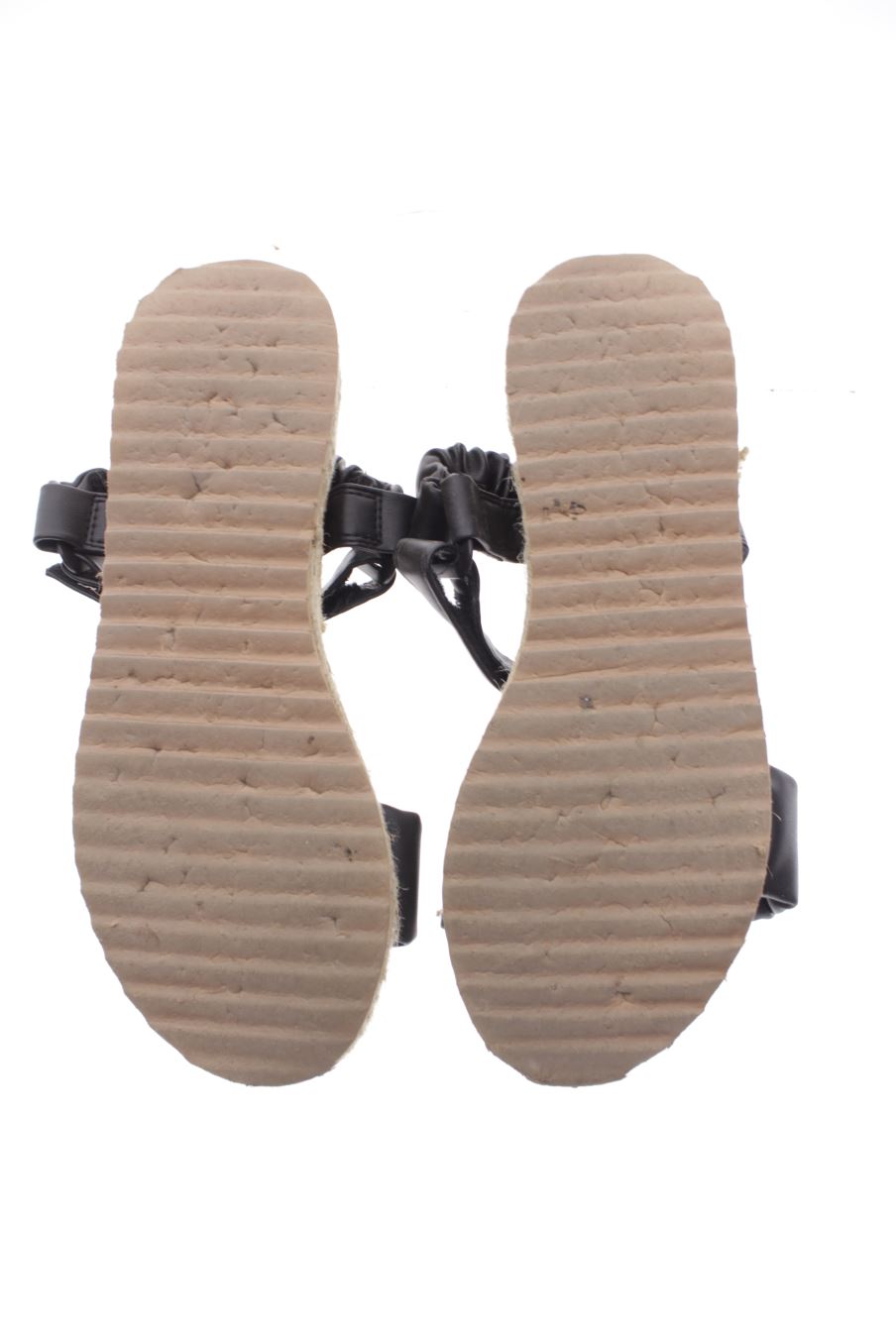 Sandalias planas de Mustang de la talla 37, de color negro de