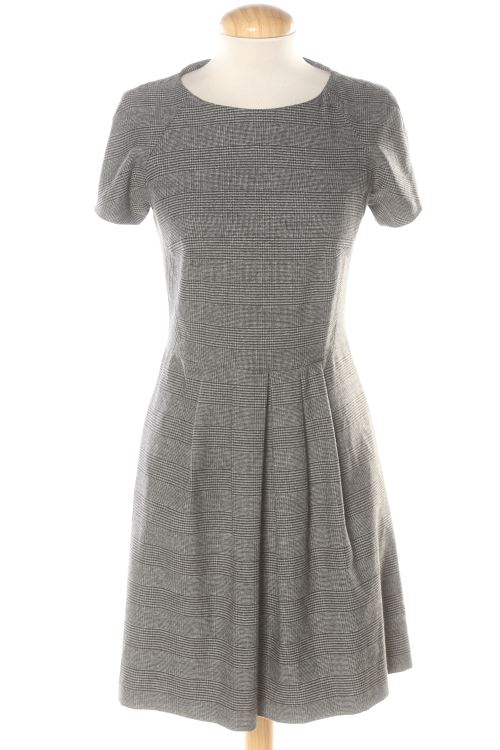 Einfaches Kleid