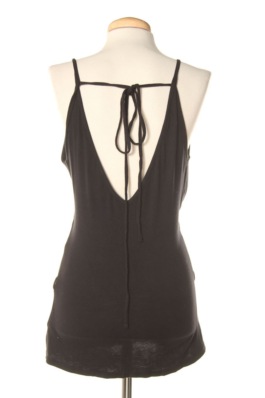 Top de Bay de la talla L, de color negro